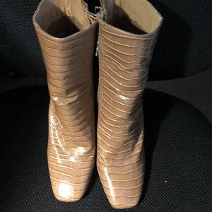 Bamboo Croc Booties  NWOT